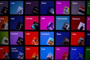 스포티파이 vs 유튜브뮤직 vs 애플뮤직: 서비스 비교 music-streaming-service